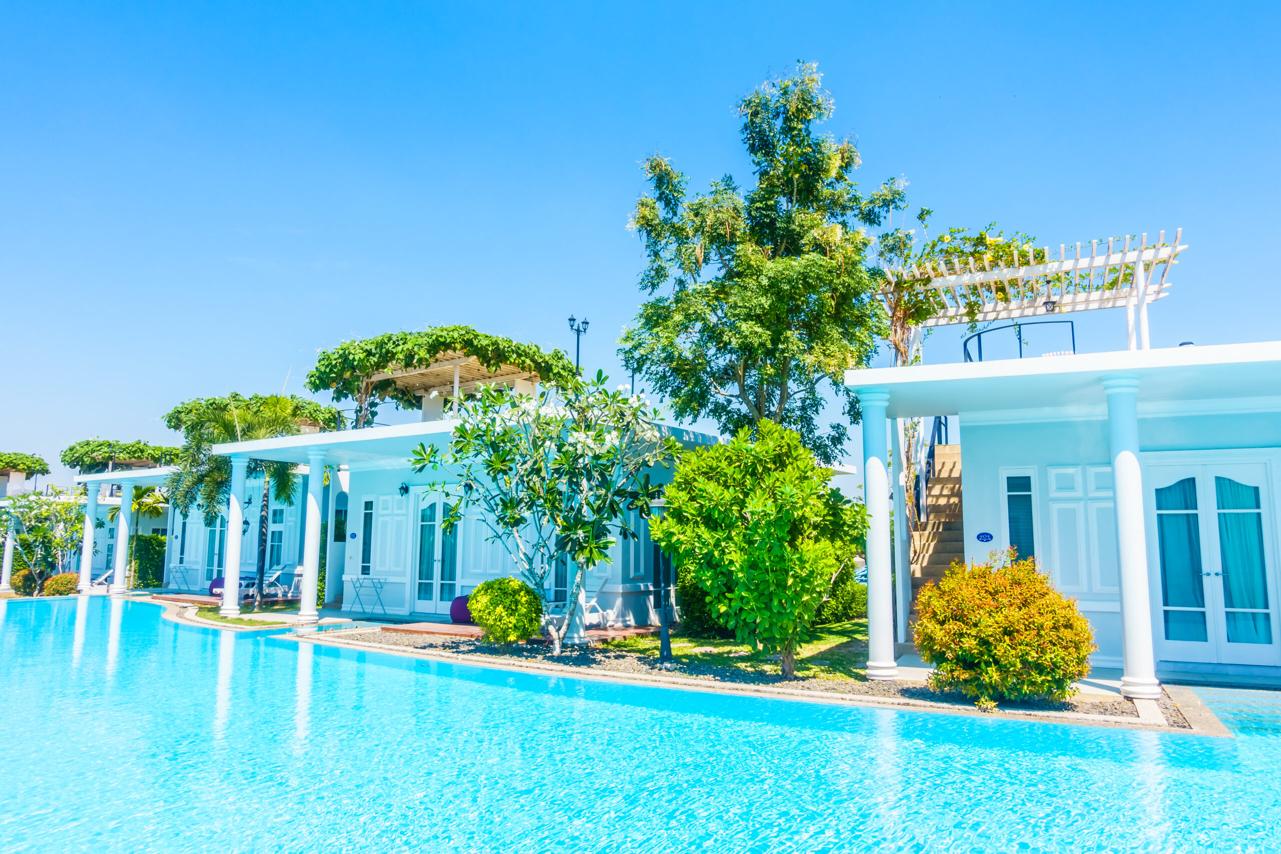 swimming pool